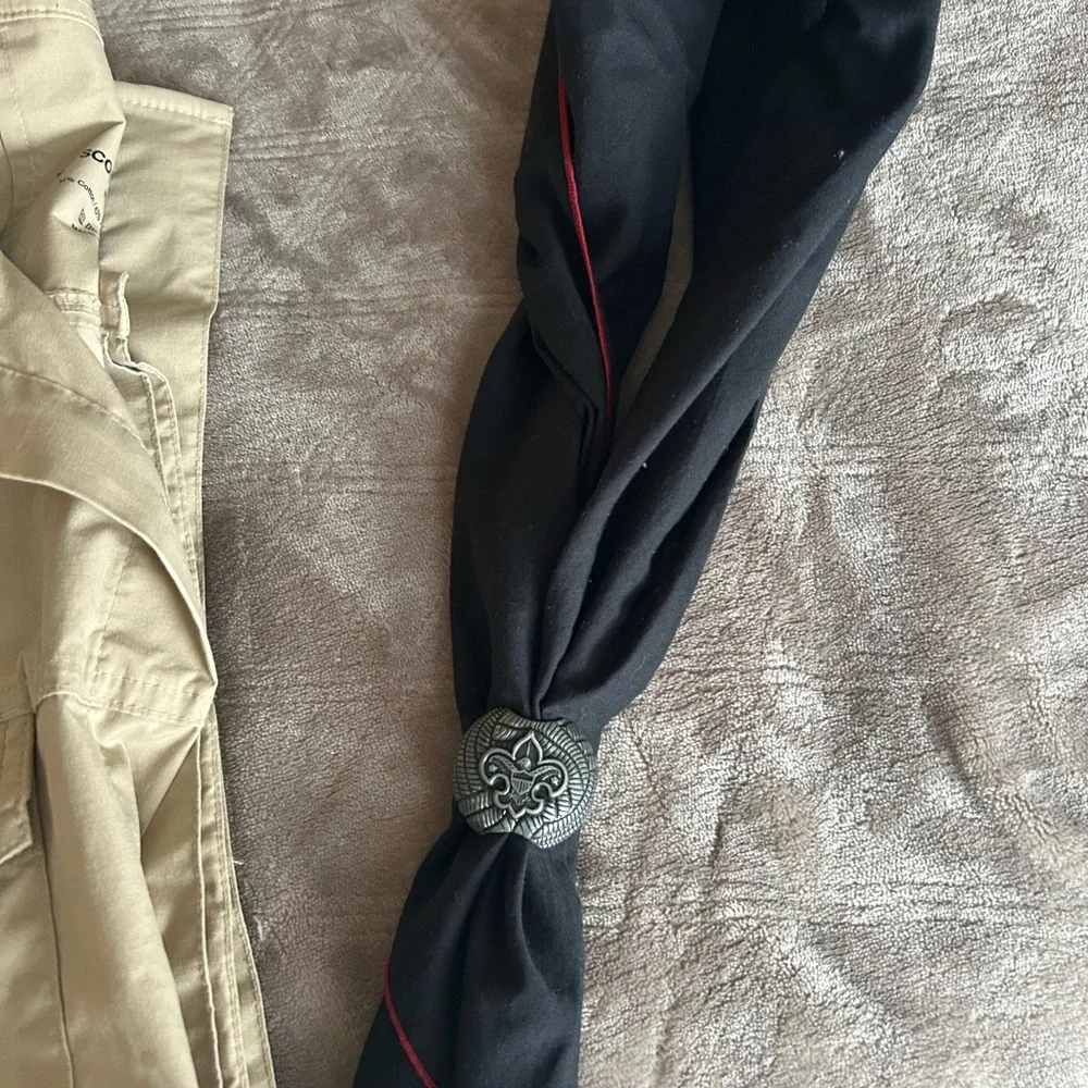BSA neckerchief and clasp🖤❤️